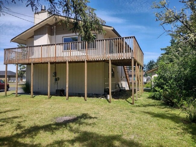 Photo - Large 2+ bedroom 2.5 bath home with large ...