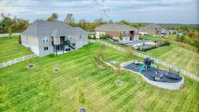 Photo - 1890 Williams Rd