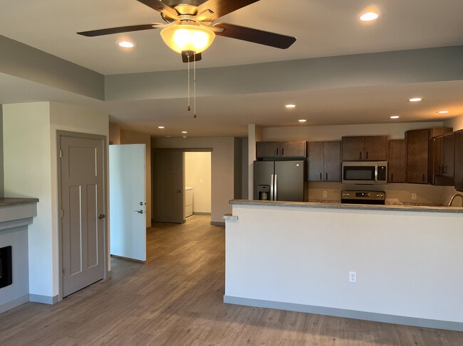 Photo - 1209 Salem Dr