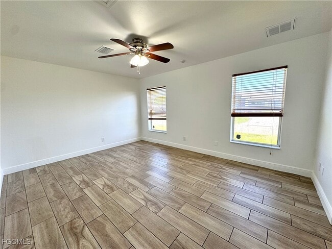 Building Photo - 1300 SW 22nd Ave Rental
