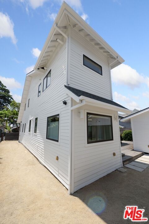 Photo - 4525 Melbourne Ave