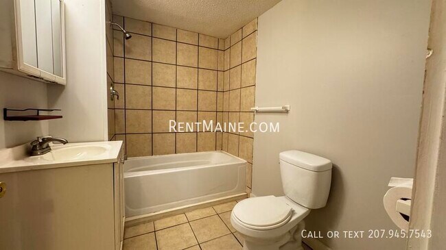 Photo - 206 Maine Ave Unit 5