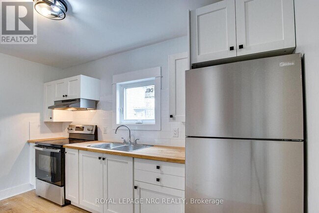 Photo - 316 Elmwood Ave Unit 2