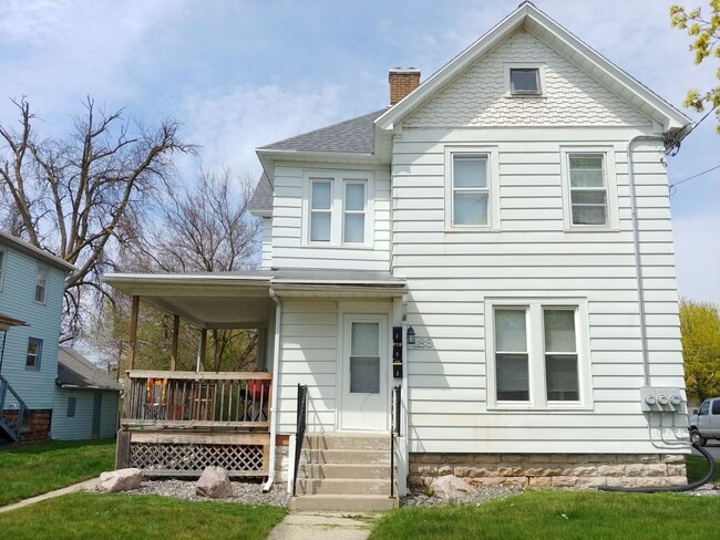 Building Photo - 189 E Merrill Ave Unit 189 E Merill Ave - 1