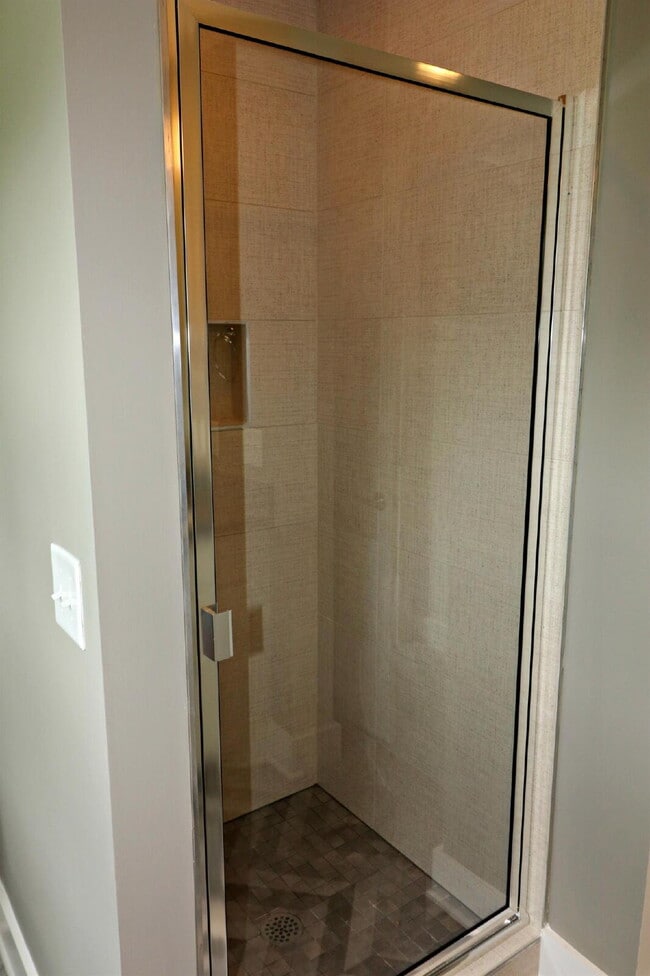 Photo - Spacious 4-Bedroom home minutes walk from the park!