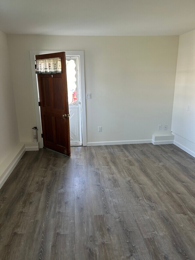 Photo - 61 Smith St Unit 61A