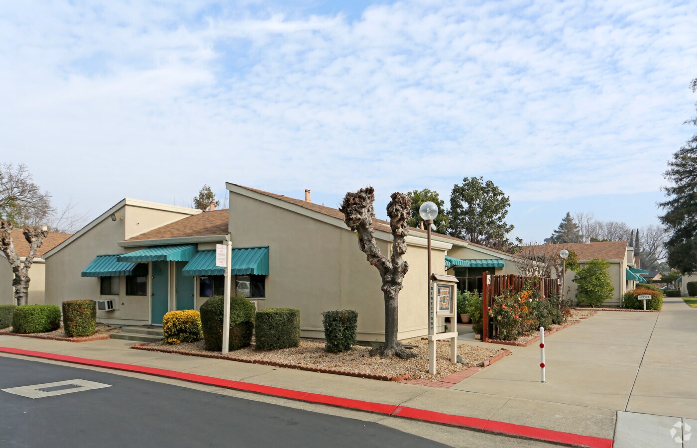 Photo - Hillcrest Gardens