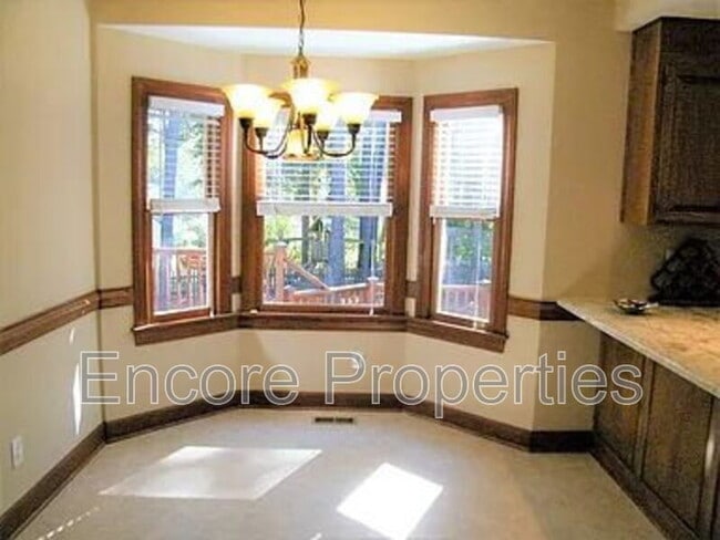 Photo - 106 Whispering Pines Ct