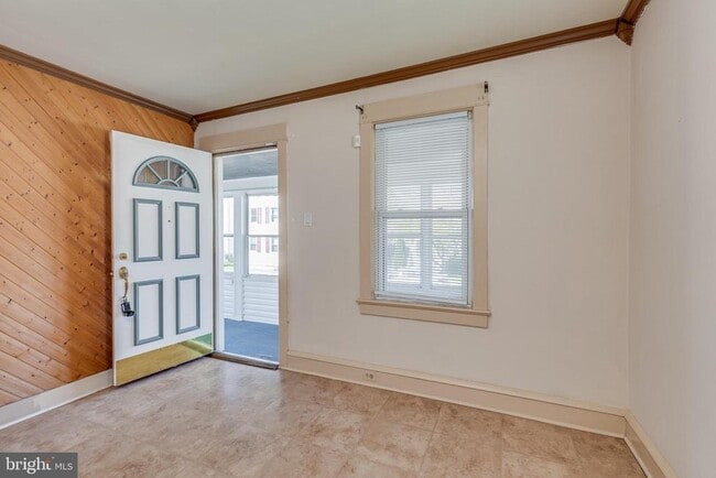 Photo - 427 Buttonwood St