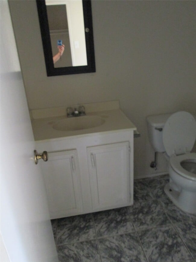 Photo - 6818 Glenstein Dr