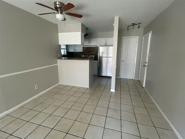 Photo - 6702 Biggs Ct Unidad 4