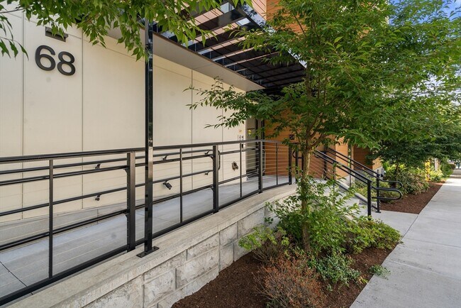 Photo - 68 Los Angeles St Unit PH6