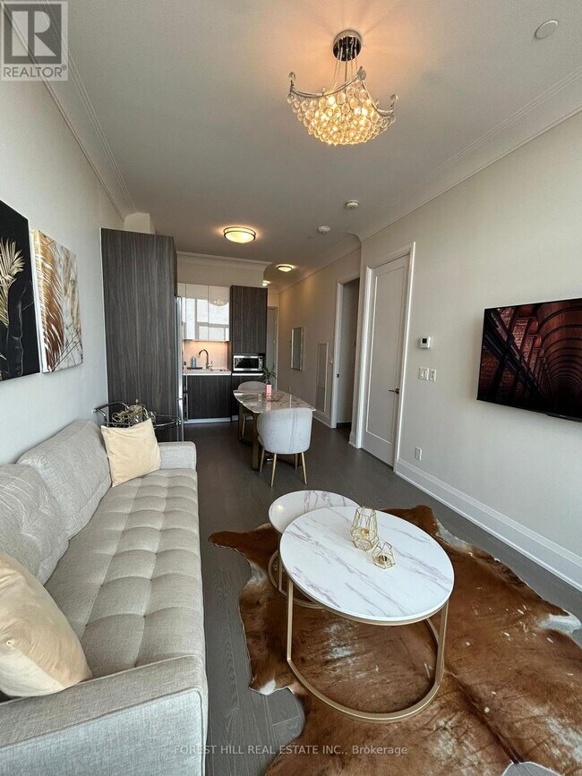 Photo - 396 Hwy 7 Unité Ph#1