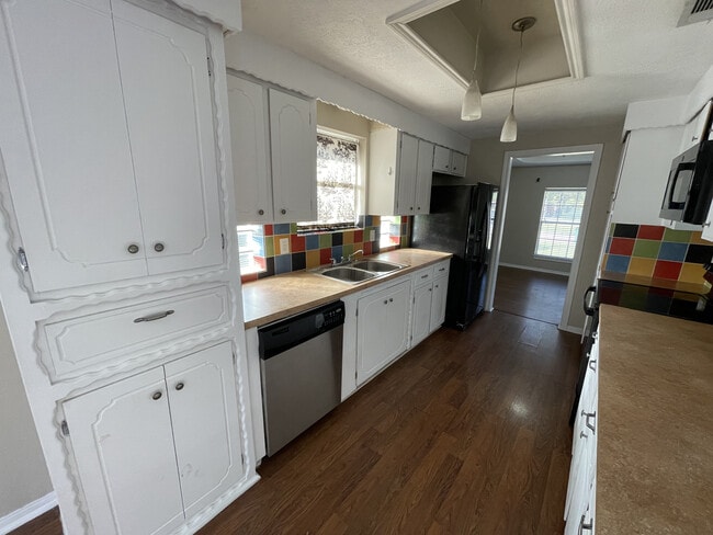 Photo - 9015 Eldora Dr