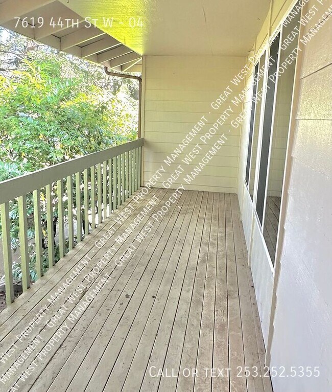 Photo - 7619 44th St W Unit 04