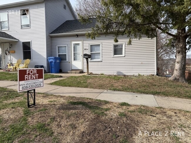 Photo - 315 1/2 South St-