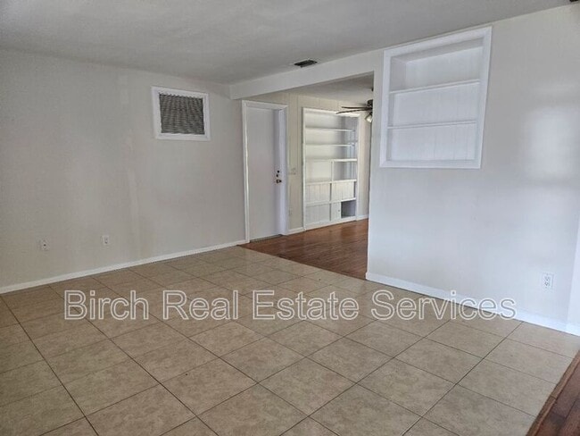 Photo - 2552 Chancery Dr