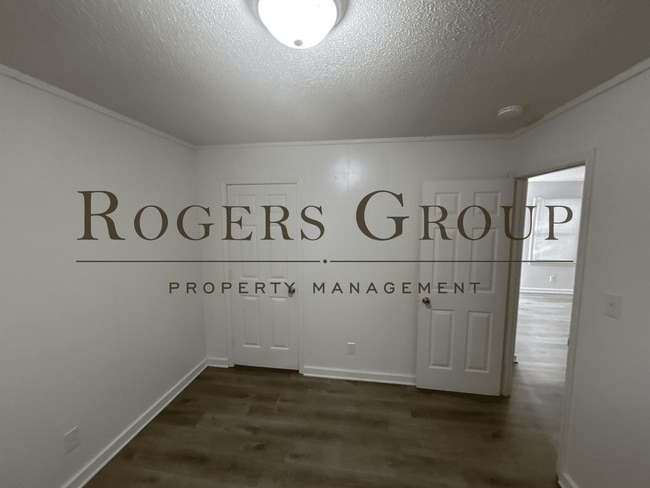 Photo - #450 - 807-809 Hughes St Duplex Unidad 809 Hughes St