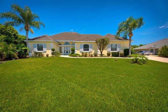 Photo - 430 Marsh Point Cir