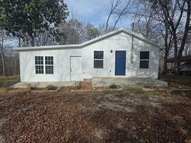 Building Photo - Cozy Newly Remodeled 2-Bedroom Single-Level Home Near TTU