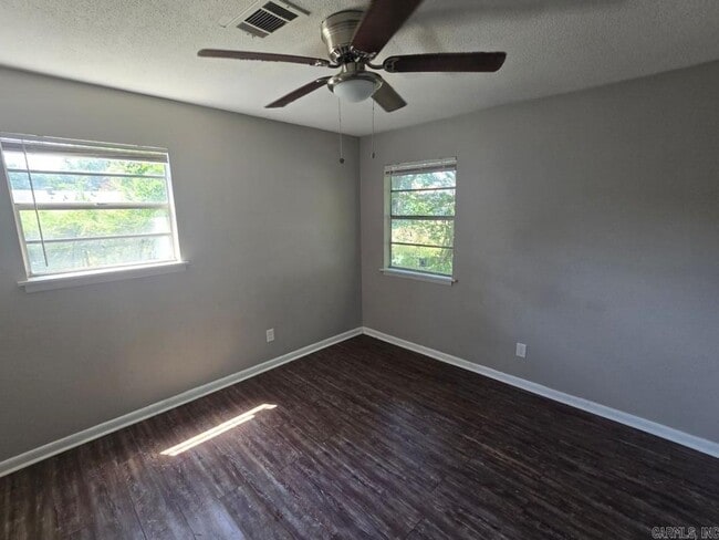 Photo - 1011 Ferrell Dr