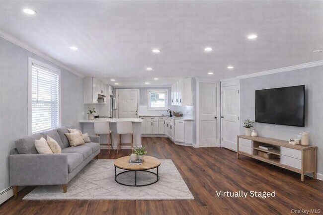 Photo - 5 Carlton Ave