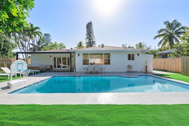 Photo - 10801 Peachtree Dr House