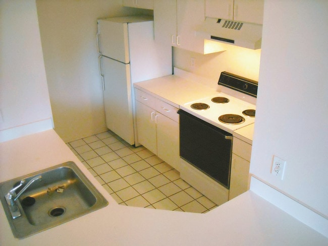 Selma Estate Apartments