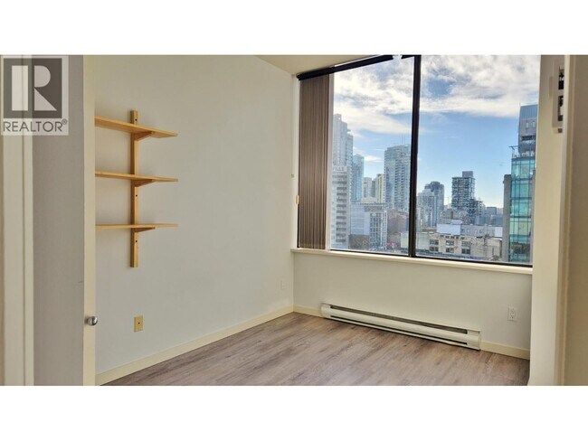 Photo - 1010 Howe St Unit 6xx