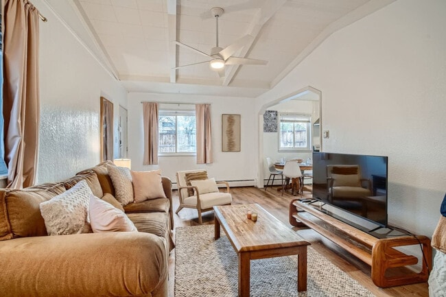 Photo - 1190 Oak St Unit SI ID1604887P