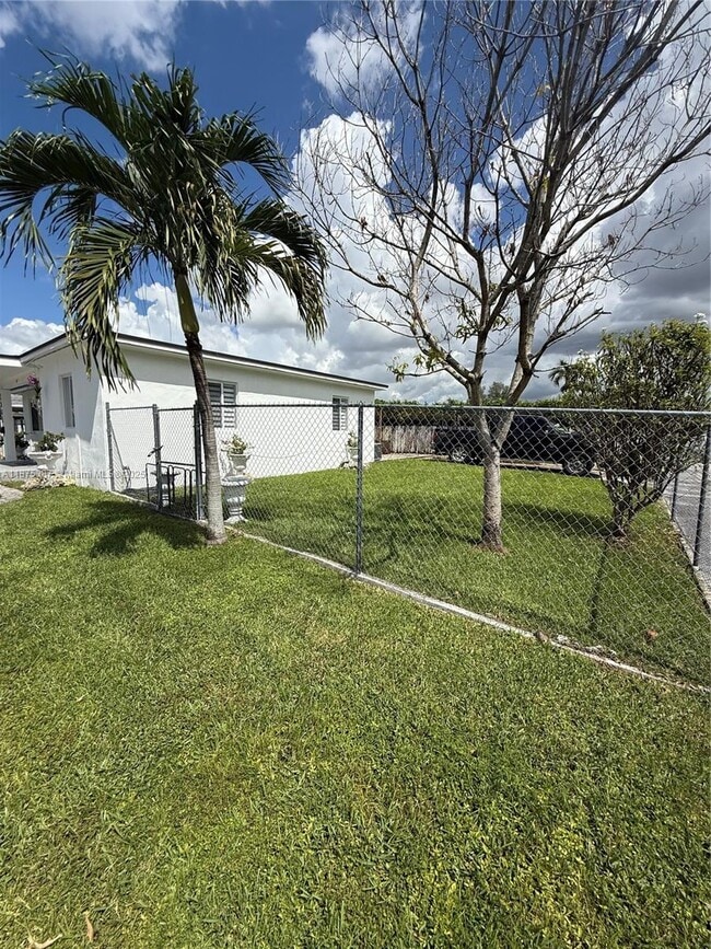 Photo - 2445 SW 90th Ave