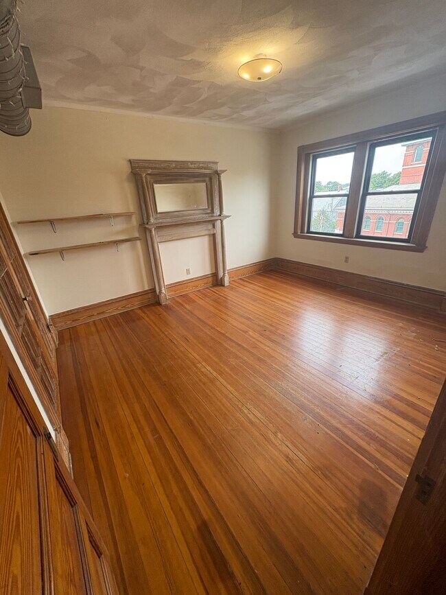 Building Photo - 2020 Massachusetts Ave Unit 6 Rental