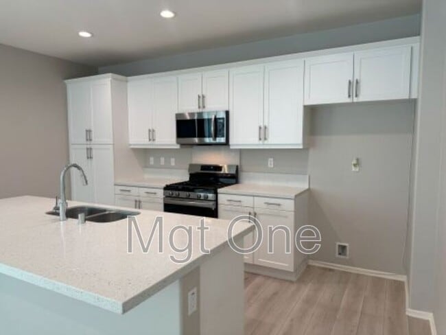 Building Photo - 133 Magnolia Ct Rental