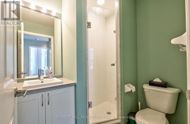 Photo - 19 Grand Trunk Crescent Unit 306