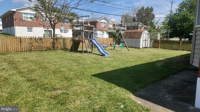 Building Photo - 2528 Summerson Rd Rental