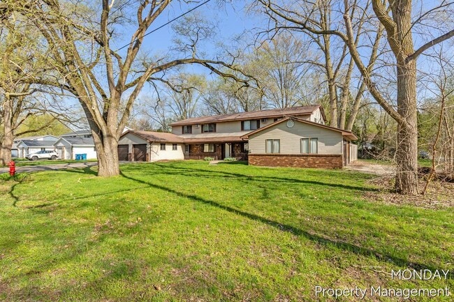 Photo - 143 Gaines St SE