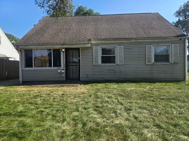 Building Photo - 3771 W 20th Ave
