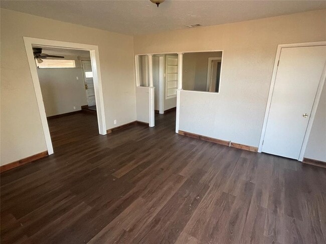 Photo - 1742 Neptune Dr