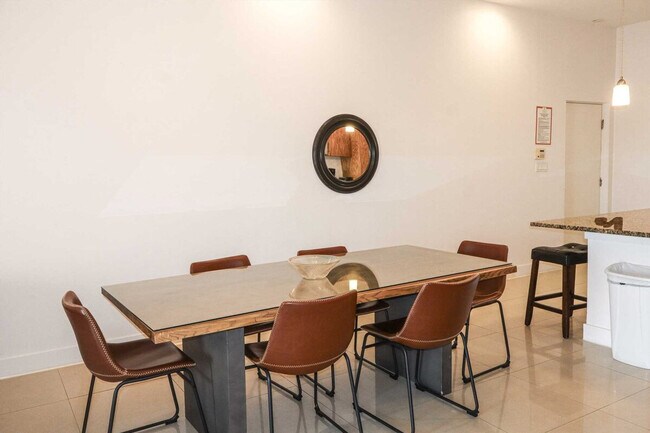 Photo - 150 Padre Blvd Unidad ID1255578P