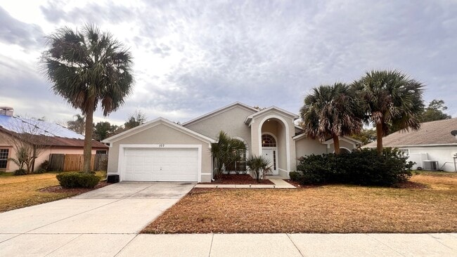 Building Photo - Lovely, 3 Bedroom, 2 Bathroom Home in Oviedo!!!