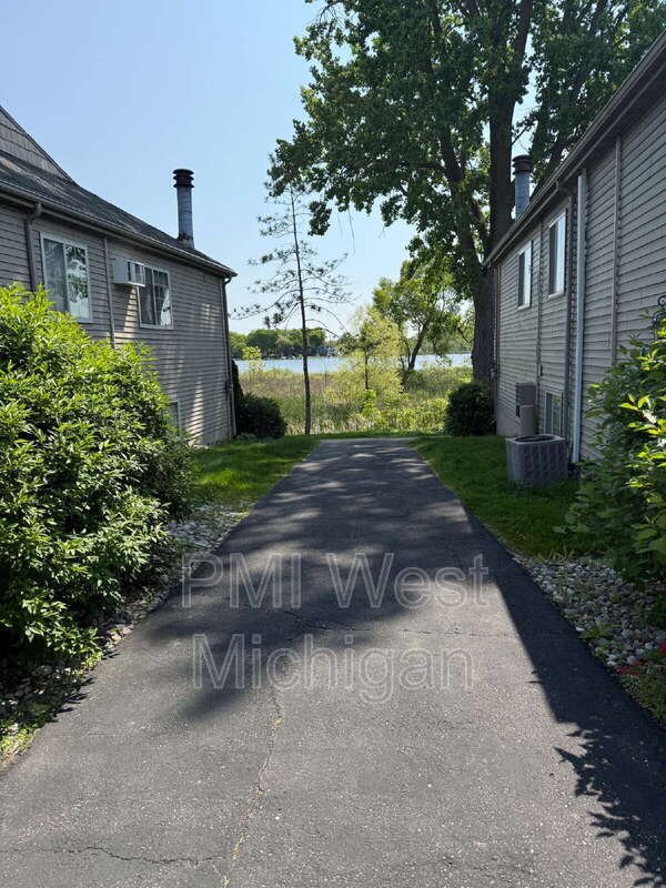 Photo - 5856 Shaw St Unit #2