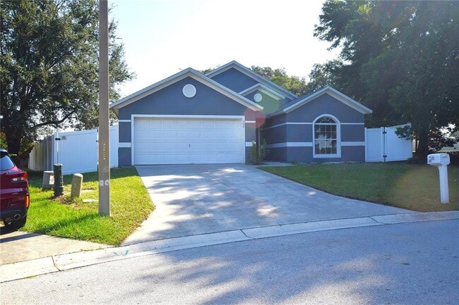 Building Photo - 500 Lake Charles Dr Rental