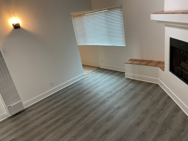 Photo - 6115 Coloma Dr Unidad B