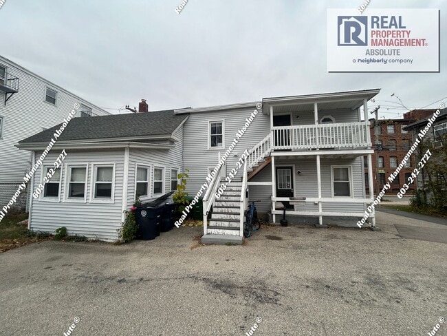 68 Lake St