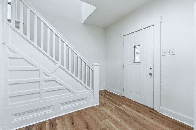 Photo - Stylishly Renovated 4 Bed, 1 Bath