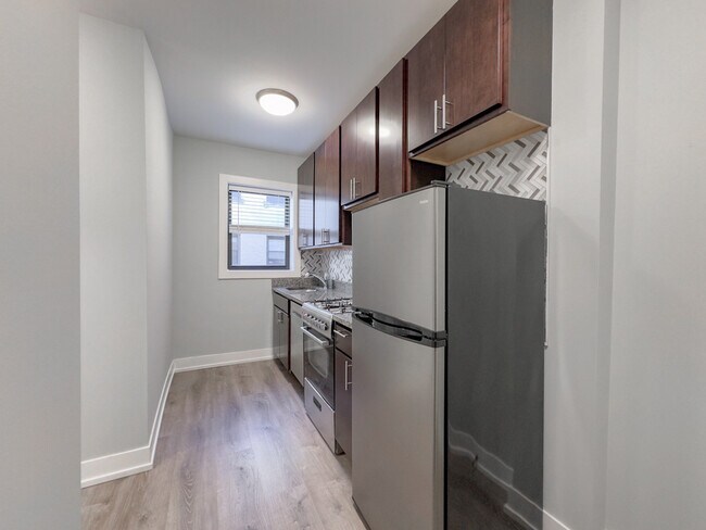 Photo - 436 W Belden Unidad 102C