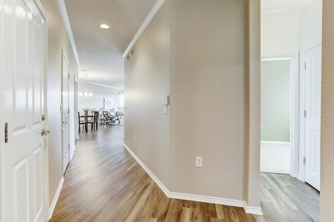 Photo - 204 Monument Hill Trail