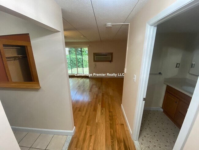 Photo - 17 Healey St Unit 102