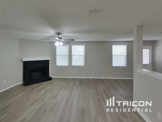 Photo - 2669 Bandera Pl