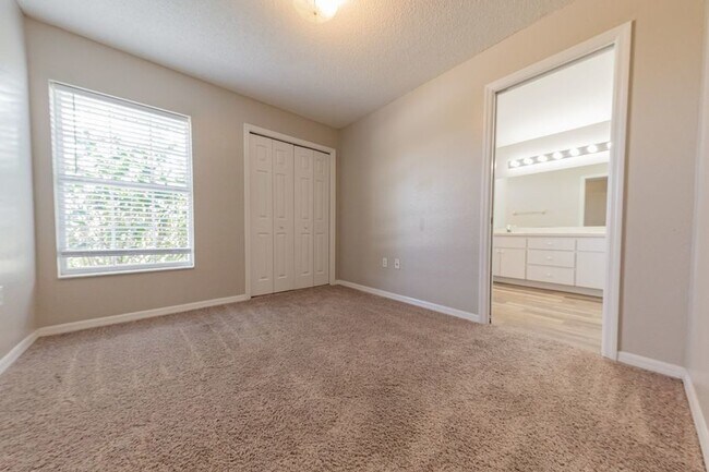 Photo - 245 Cloverdale Rd